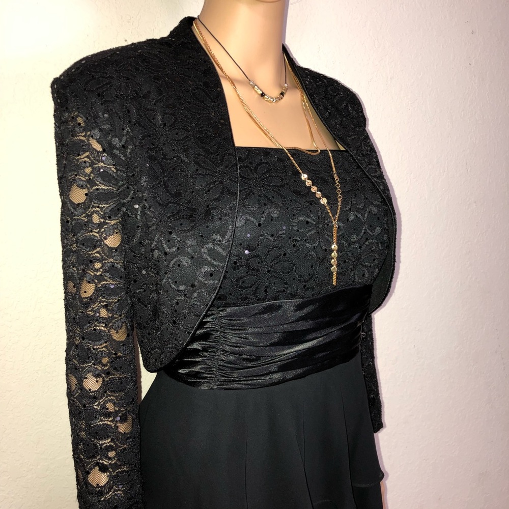 Black formal wear lace sheer tiered size 14